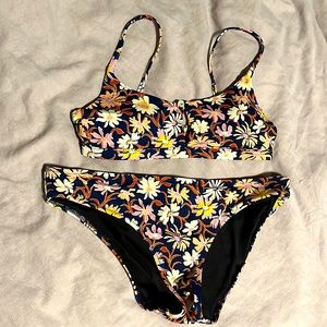 Small top, medium bottoms